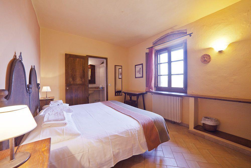 Agriturismo Fattoria Voltrona San Gimignano Exterior photo