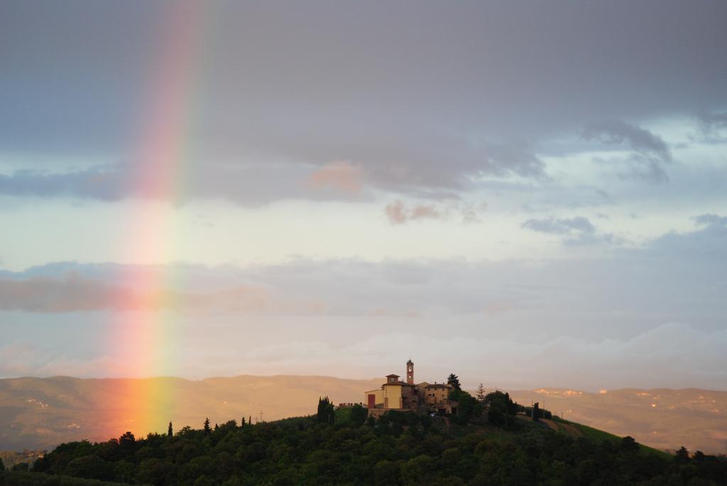 Agriturismo Fattoria Voltrona San Gimignano Exterior photo