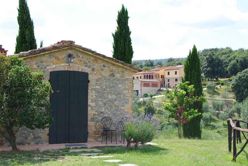Agriturismo Fattoria Voltrona San Gimignano Exterior photo
